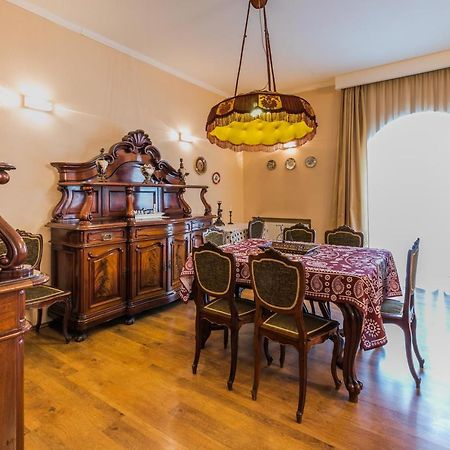Apartment At 12 Baratashvili Street Tbilisi Esterno foto