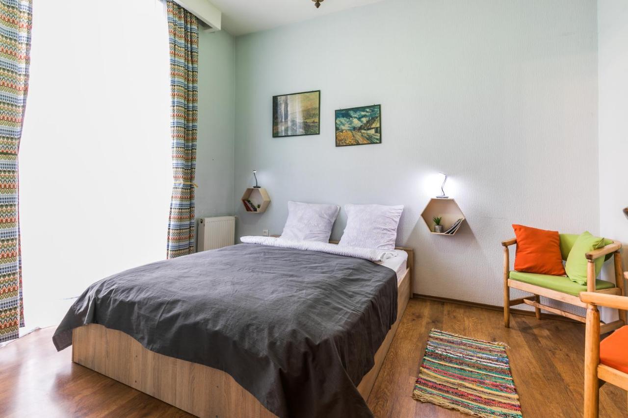 Apartment At 12 Baratashvili Street Tbilisi Esterno foto